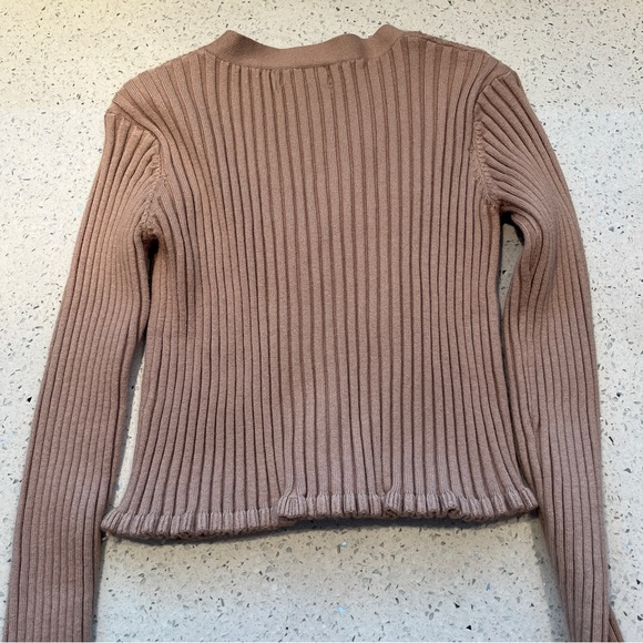 Hollywood Boutique Button up Ribbed Sweater - Picture 3 of 4